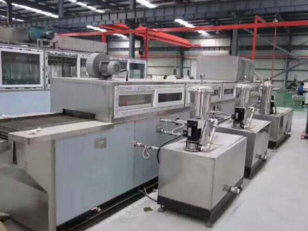 超聲清洗機廠家（jiā）分析與超聲波清洗與傳統清洗有什麽不同？(圖1)